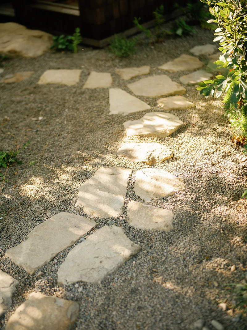 Gravel - Image 6